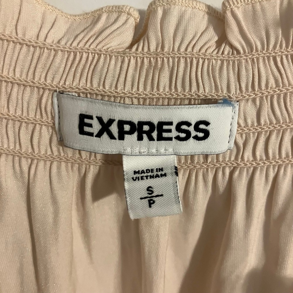 Express silky ruffle v-neck blouse flutter sleeves light peach color Women's S - Picture 6 of 12